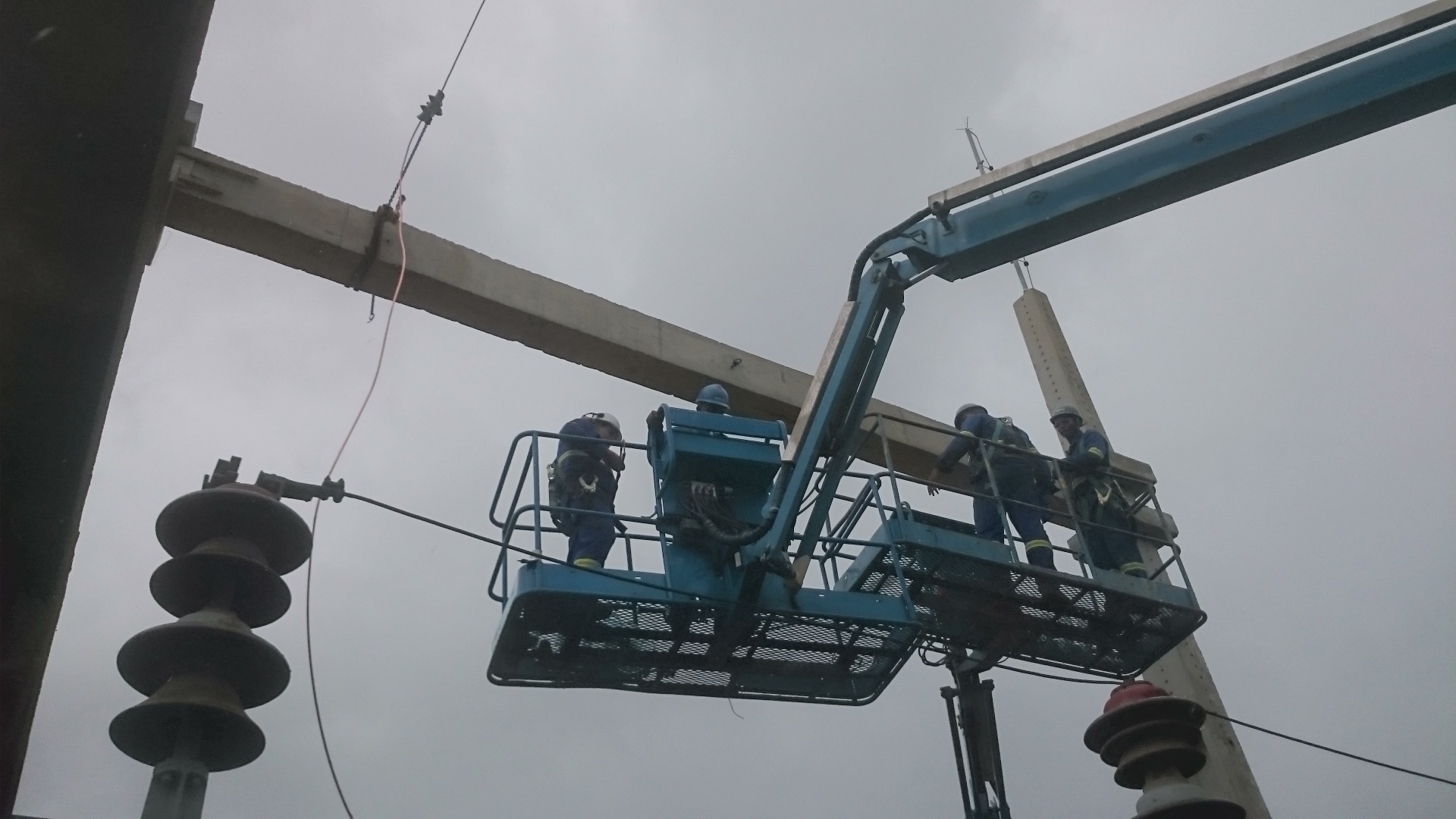 Lançamento e Estiramento de Cabos SE 69KV
